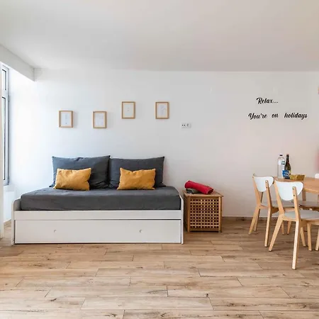 Rocco Del Mar By Portucasa *