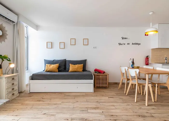 Rocco Del Mar By Portucasa *